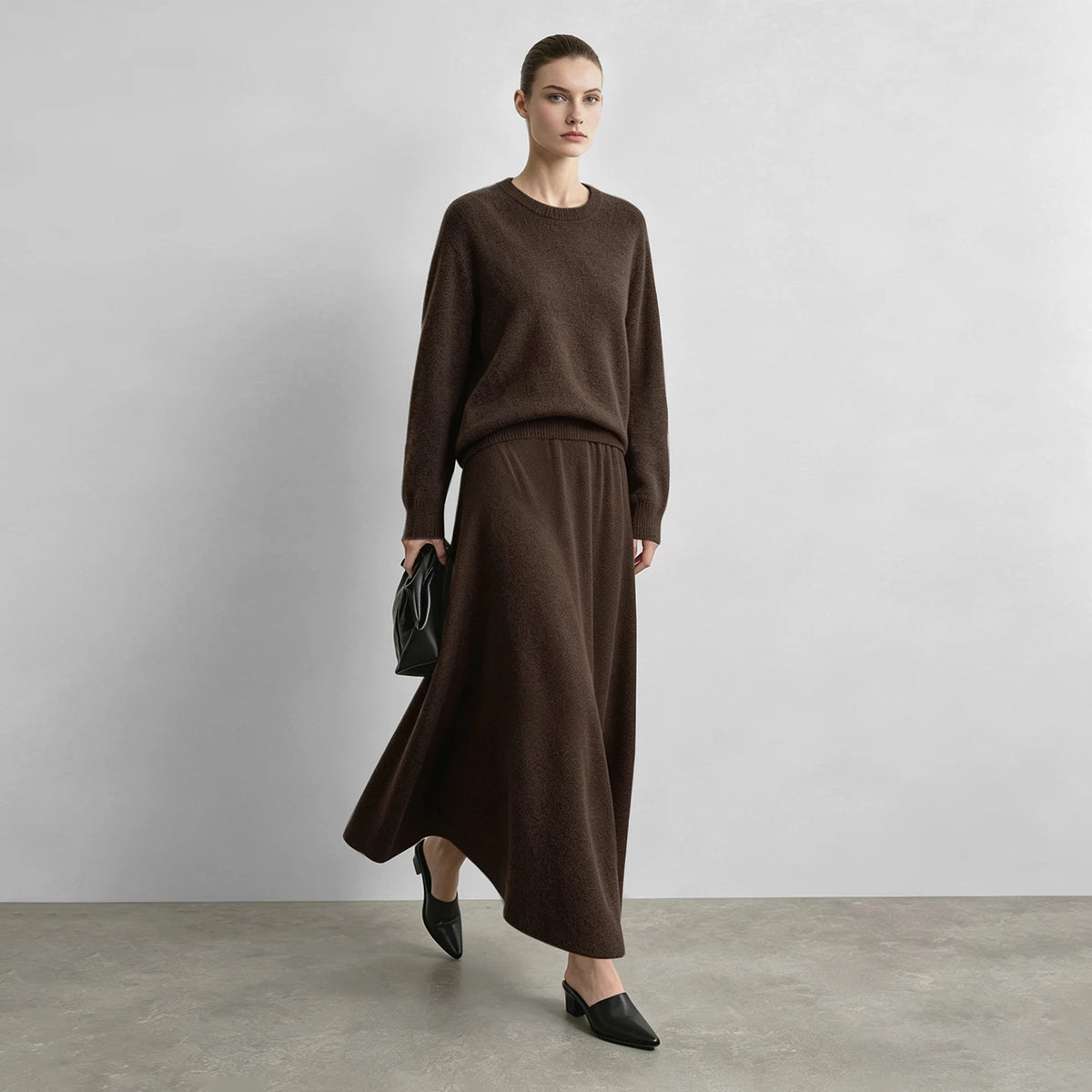 Women's Wool O-Neck Sweater - Minimalist Drop Shoulder Knit Top